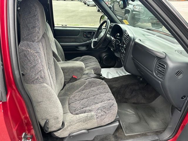 2002 GMC Sonoma SLS