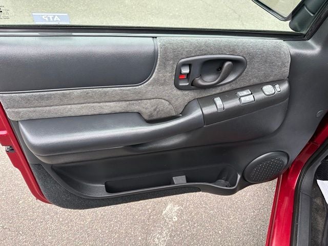 2002 GMC Sonoma SLS