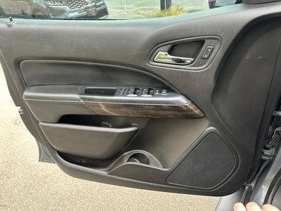2017 GMC Canyon SLE1