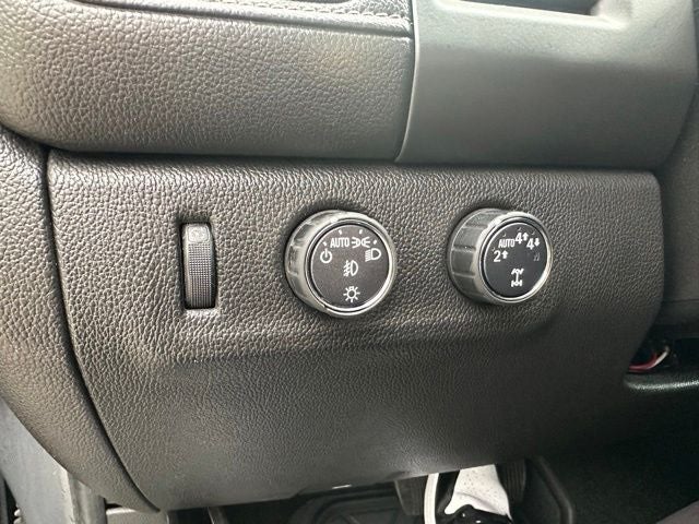2017 GMC Canyon SLE1