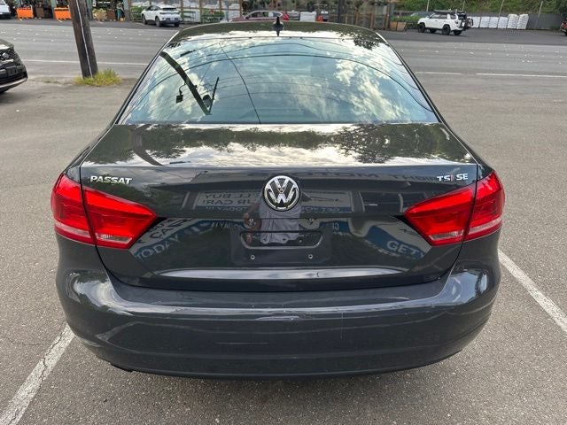 2014 Volkswagen Passat 1.8T Sport