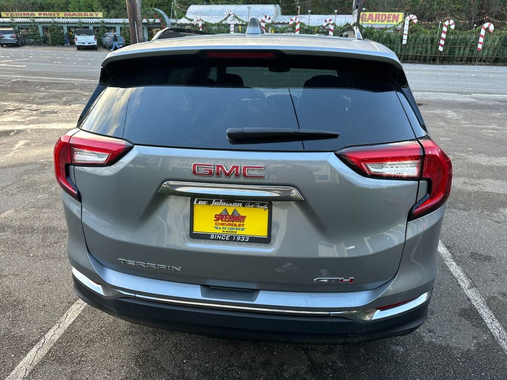 2023 GMC Terrain AT4