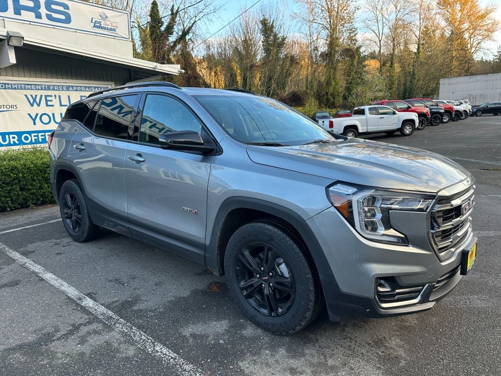 2023 GMC Terrain AT4