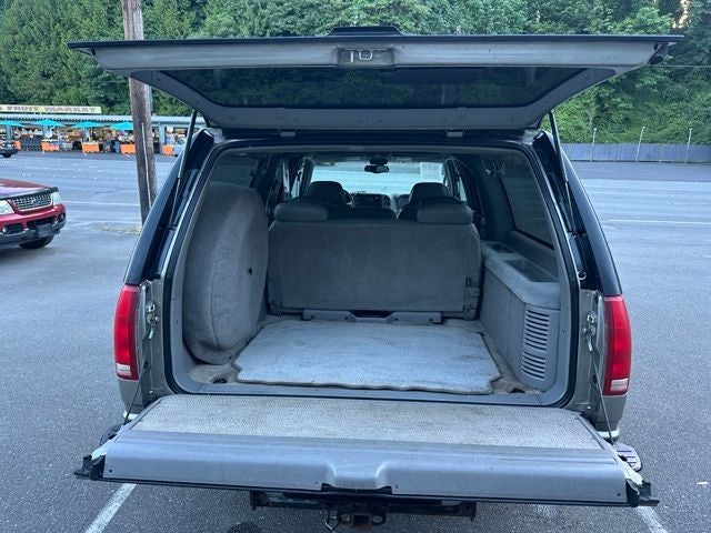 1999 Chevrolet Suburban 1500 LS
