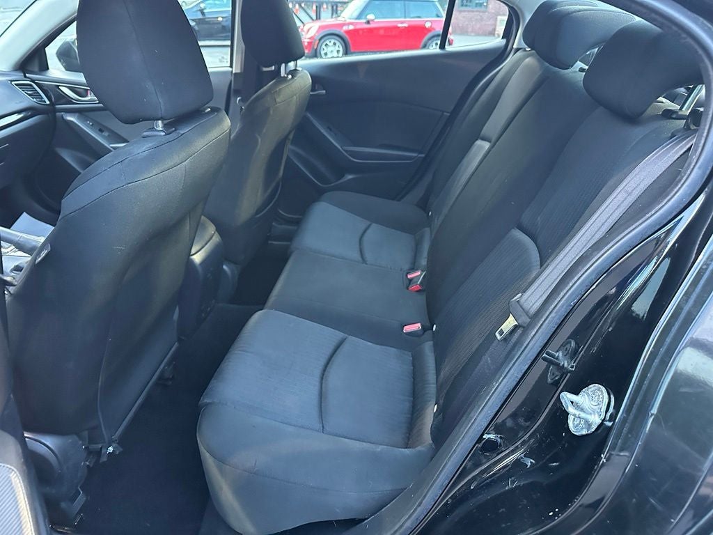 2016 Mazda Mazda3 i Sport
