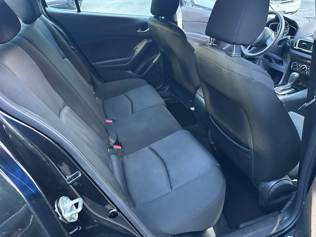 2016 Mazda Mazda3 i Sport