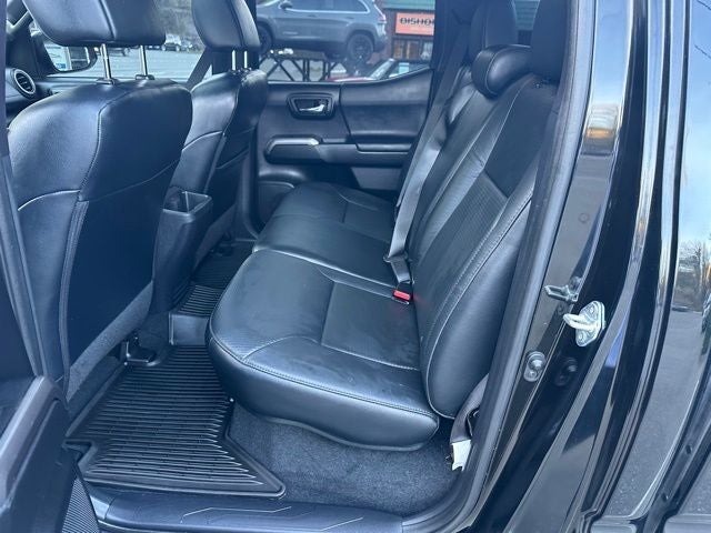 2021 Toyota Tacoma Limited V6