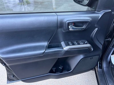 2021 Toyota Tacoma Limited V6