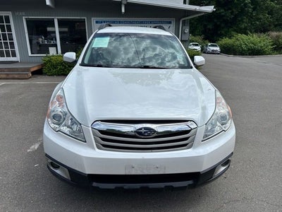 2010 Subaru Outback 2.5i Premium