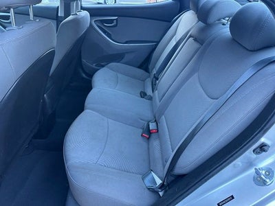 2016 Hyundai Elantra SE