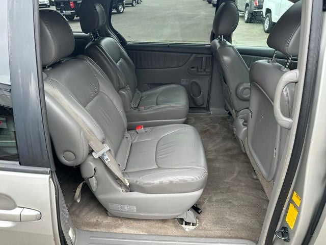 2010 Toyota Sienna XLE