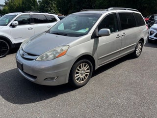 2010 Toyota Sienna XLE