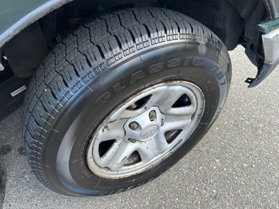 2001 Toyota Tacoma Base
