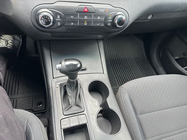 2017 Kia Sorento L