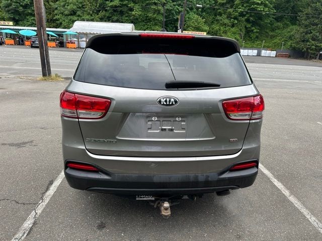 2017 Kia Sorento L