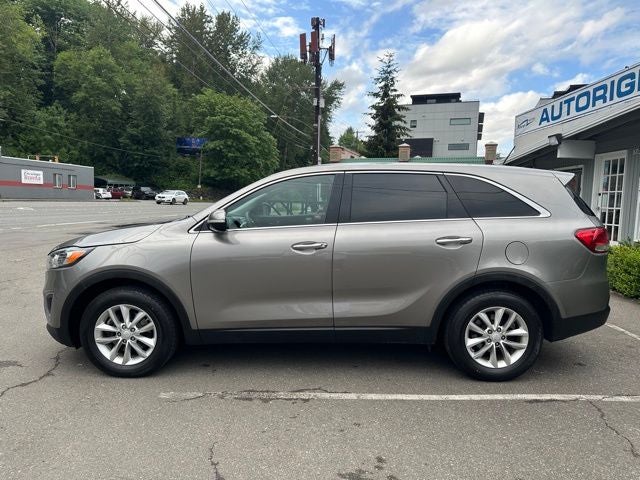 2017 Kia Sorento L