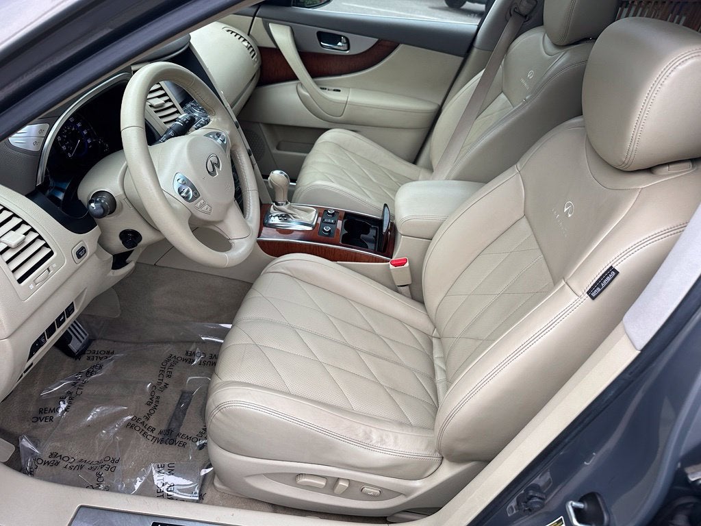 2012 INFINITI FX35 Base