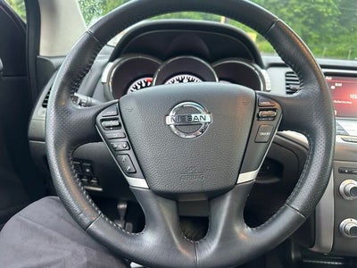 2011 Nissan Murano LE