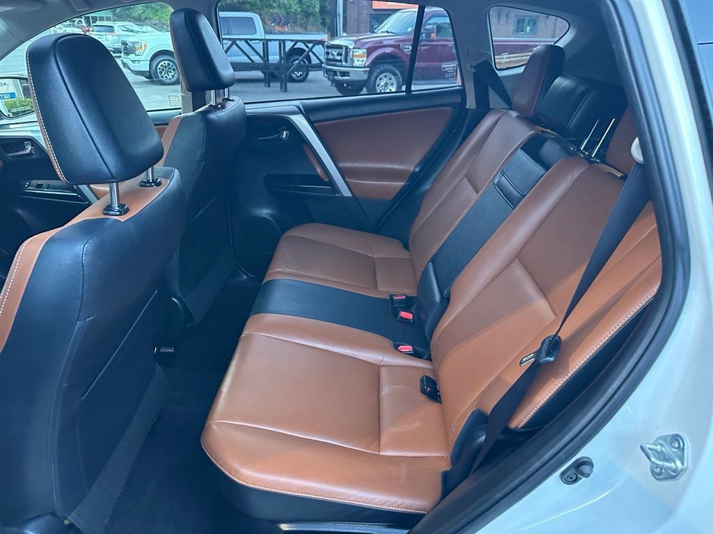 2017 Toyota RAV4 Hybrid Limited