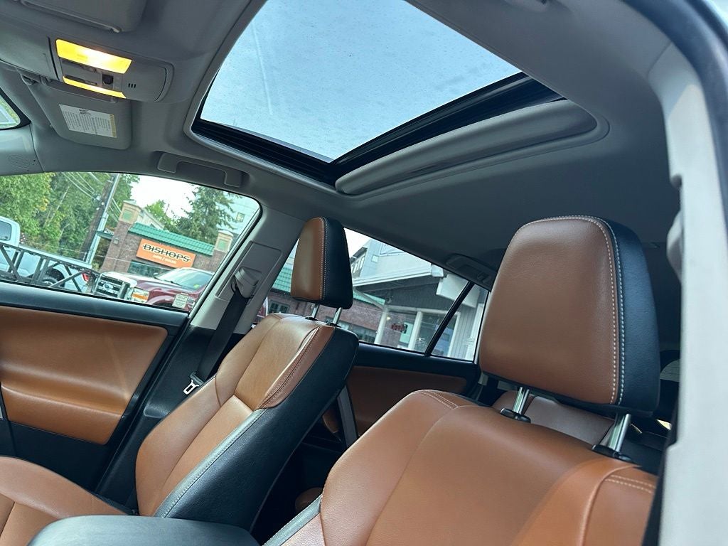 2017 Toyota RAV4 Hybrid Limited