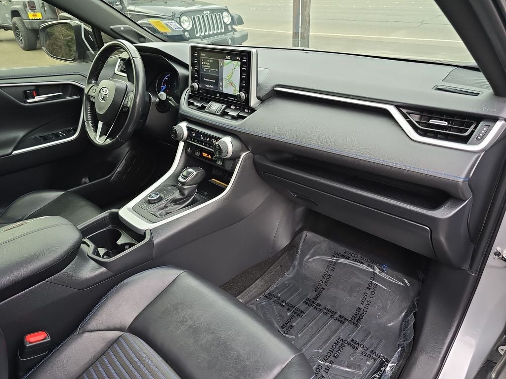 2019 Toyota RAV4 Hybrid XSE