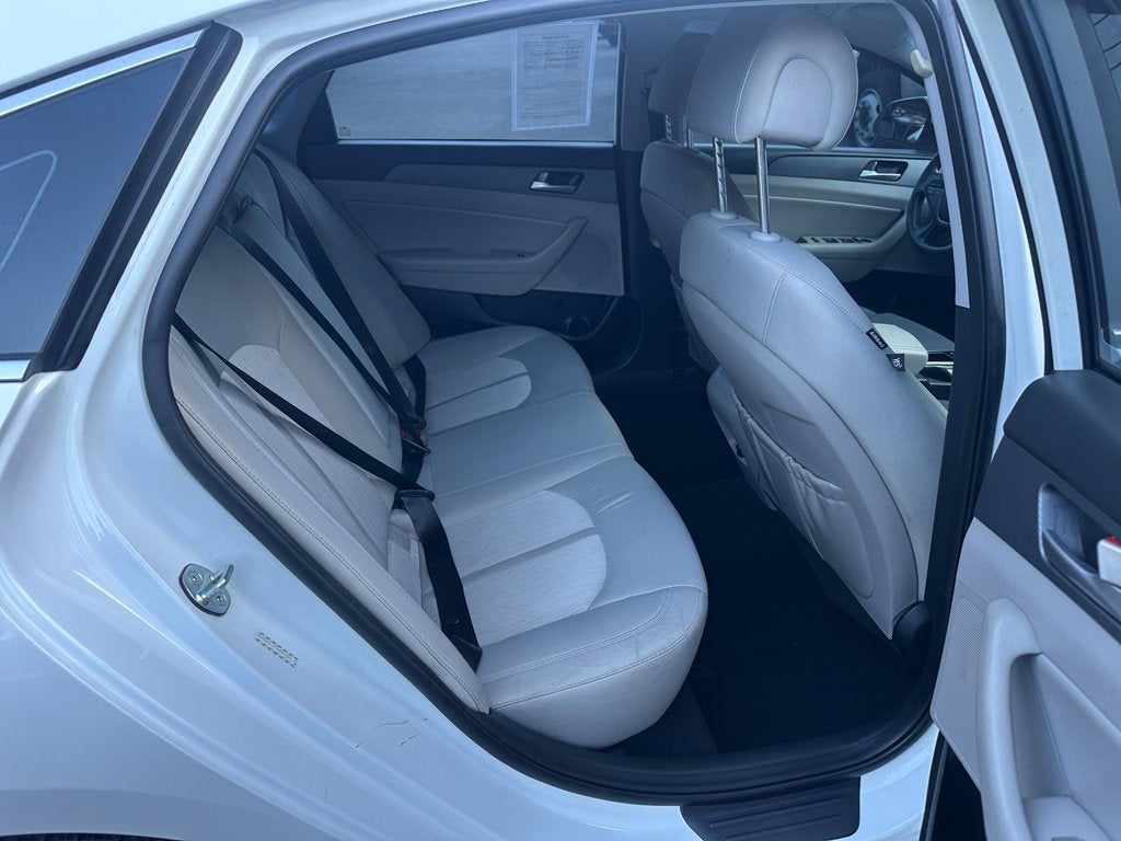 2017 Hyundai Sonata Hybrid SE