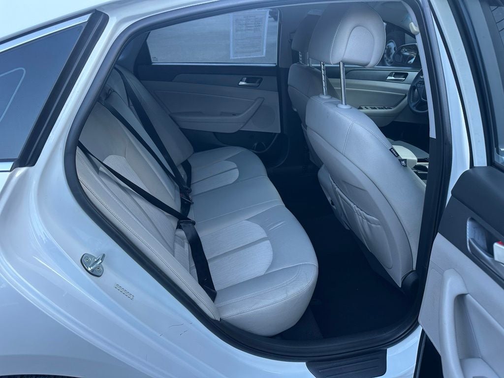 2017 Hyundai Sonata Hybrid SE
