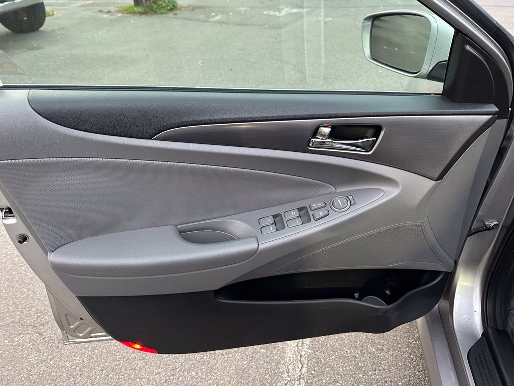 2012 Hyundai Sonata Hybrid Base