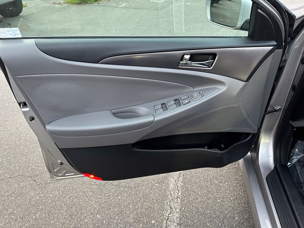 2012 Hyundai Sonata Hybrid Base