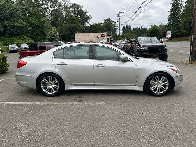 2013 Hyundai Genesis 3.8