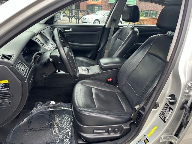 2013 Hyundai Genesis 3.8