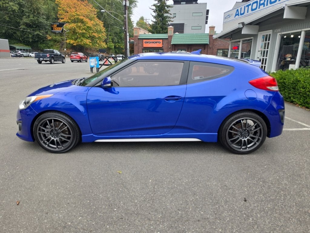 2014 Hyundai Veloster Turbo w/Black