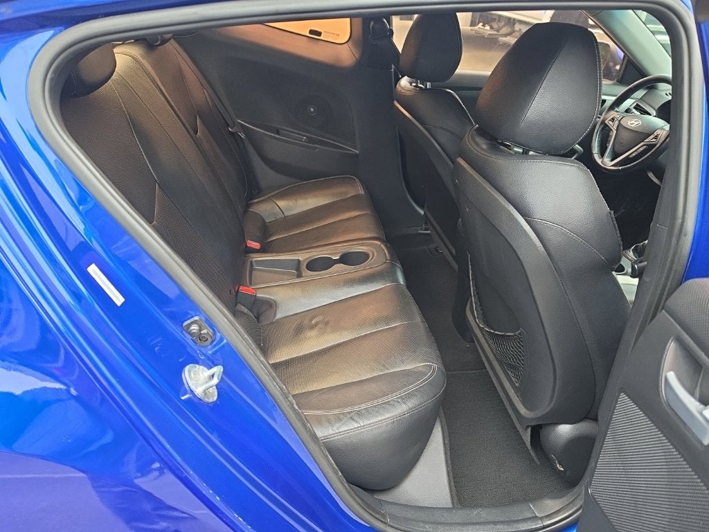 2014 Hyundai Veloster Turbo w/Black