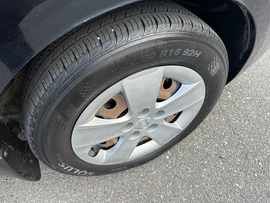 2009 Kia Rondo LX