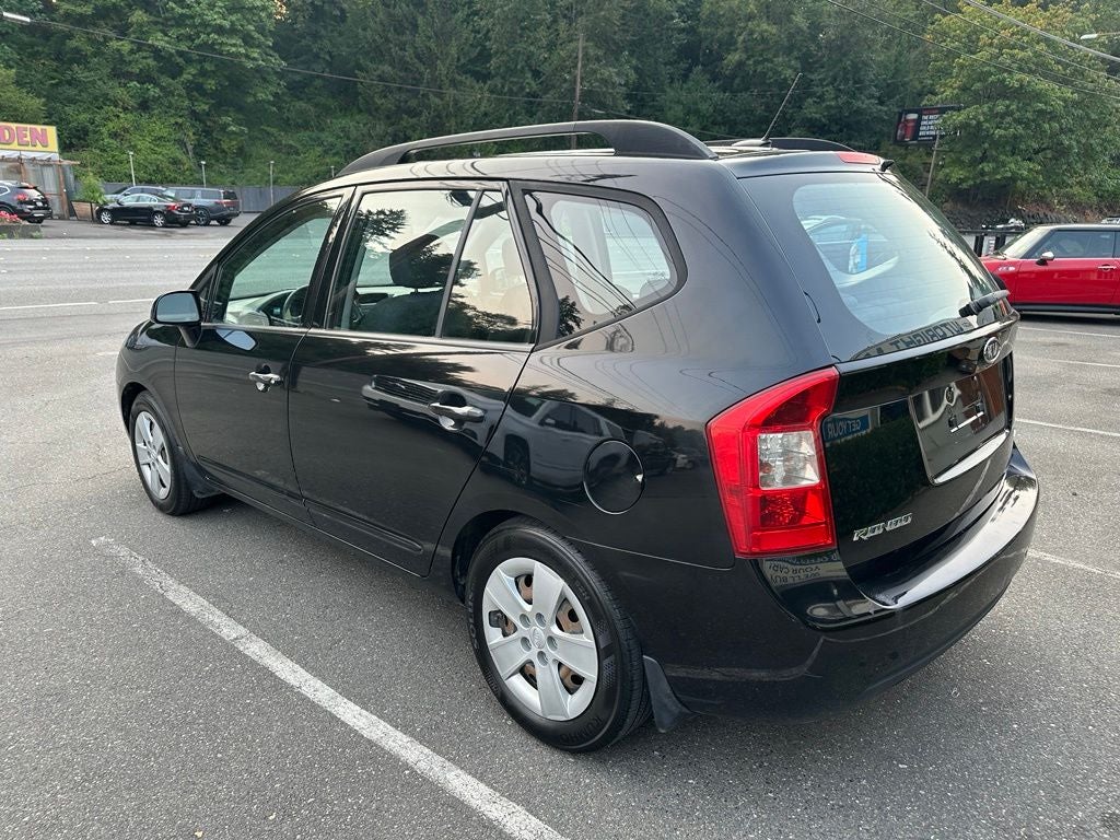 2009 Kia Rondo LX