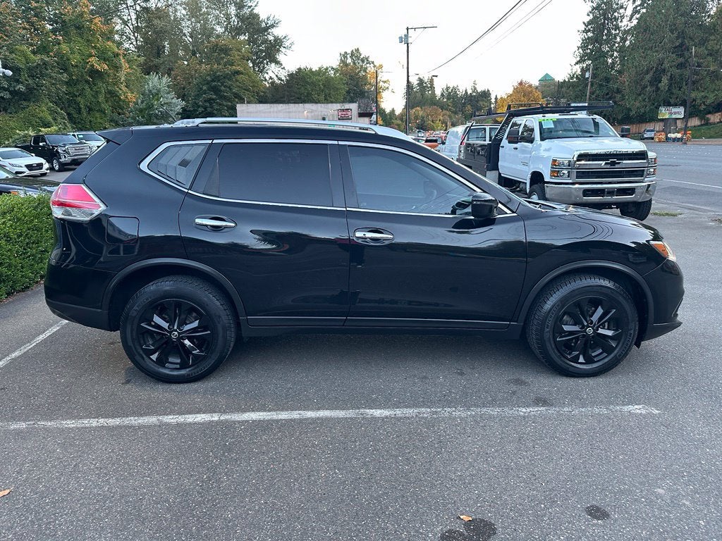 2016 Nissan Rogue SV