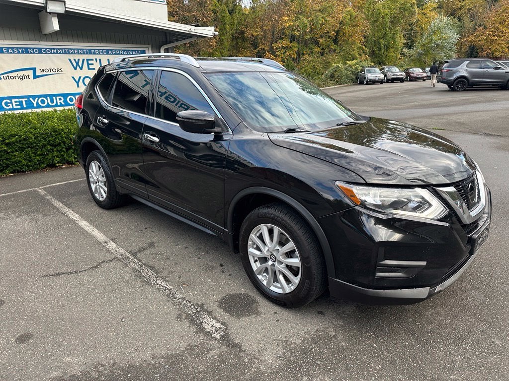 2017 Nissan Rogue SV