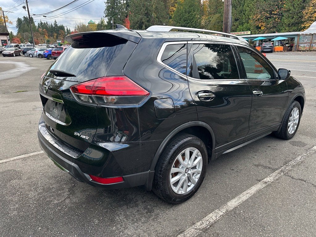 2017 Nissan Rogue SV