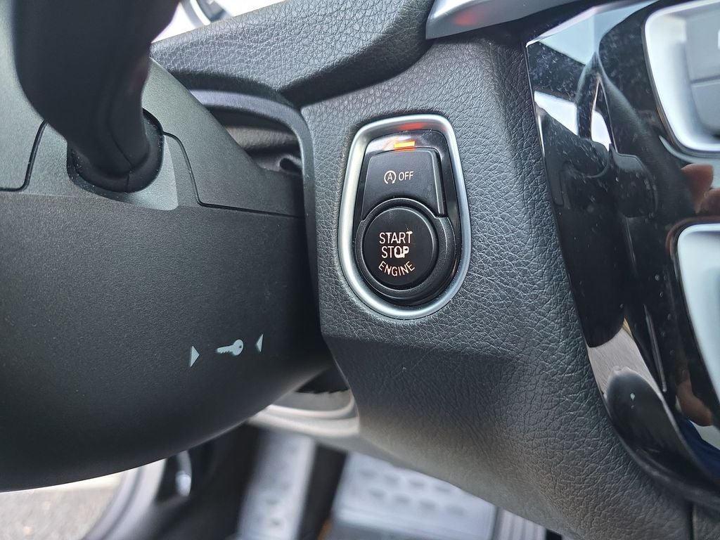 2018 BMW 3 Series 330i