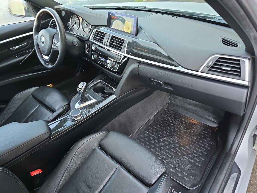 2018 BMW 3 Series 330i