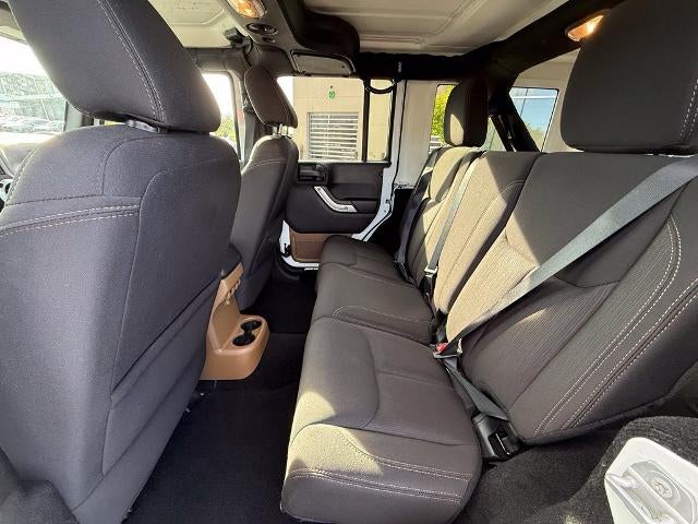 2015 Jeep Wrangler Unlimited 4WD 4dr Rubicon
