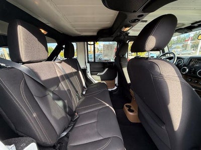 2015 Jeep Wrangler Unlimited 4WD 4dr Rubicon