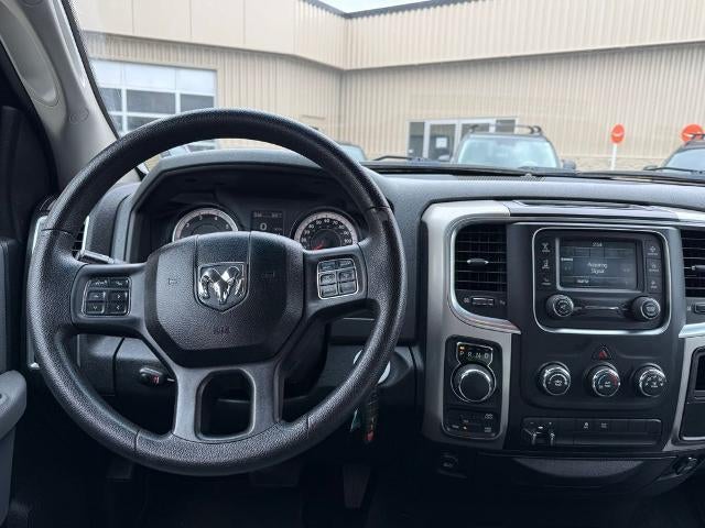 2016 RAM 1500 4WD Crew Cab 6.4 Ft Box SLT