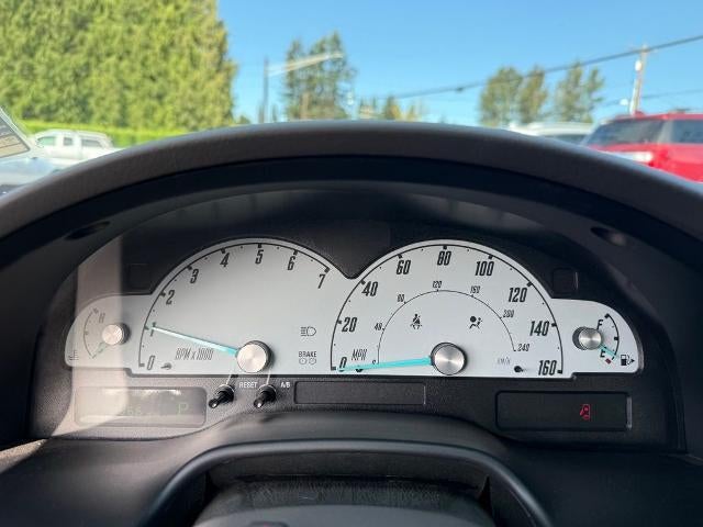 2002 Ford Thunderbird Base