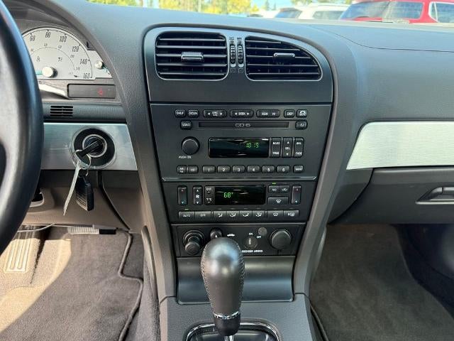 2002 Ford Thunderbird Base