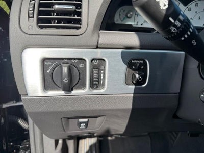 2002 Ford Thunderbird Base