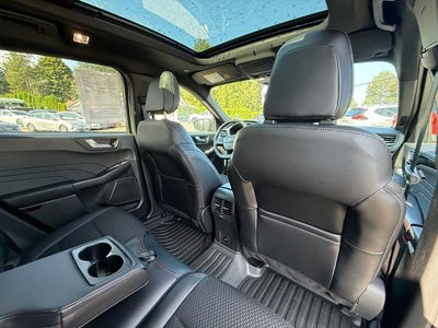 2025 Ford Escape ST-Line Select AWD