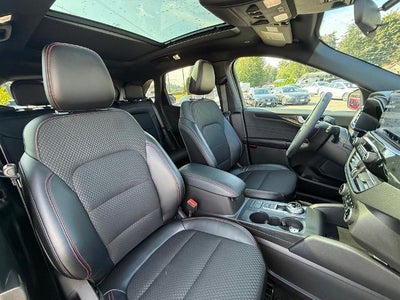 2025 Ford Escape ST-Line Select AWD