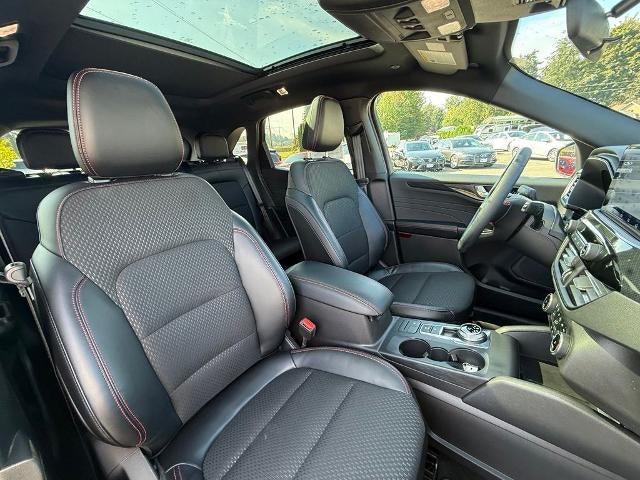 2025 Ford Escape ST-Line Select AWD