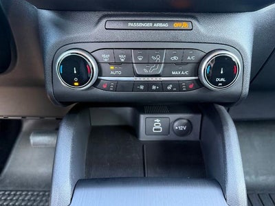 2025 Ford Escape ST-Line Select AWD